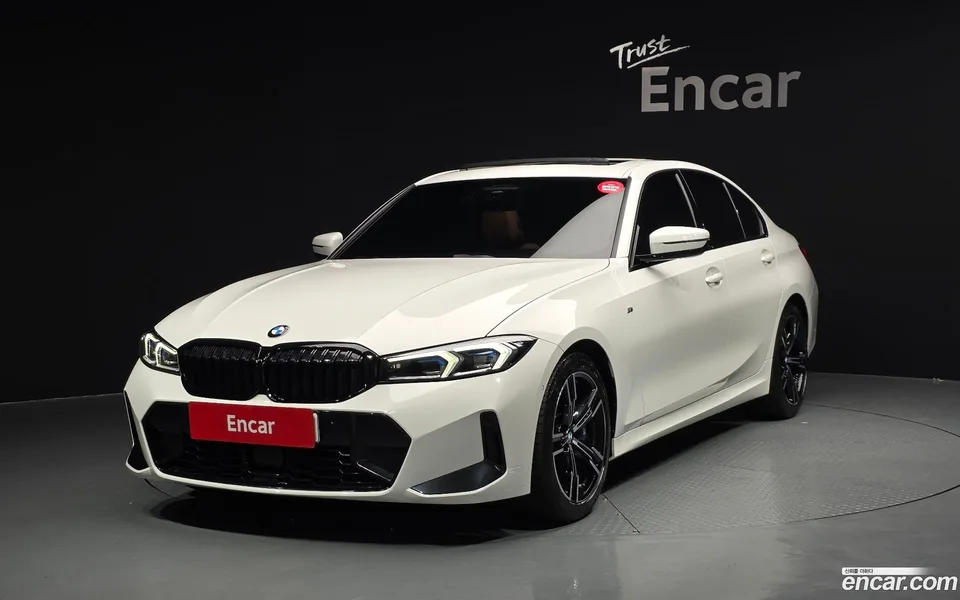BMW 3 Series 320i M 2023 — фото 1, купить с доставкой в Москву