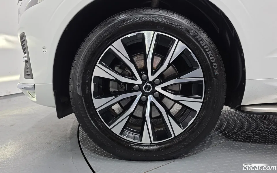 Volvo XC60 B5 2023 — миниатюра 2