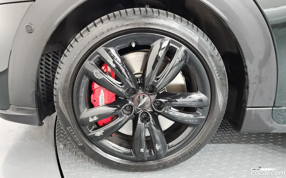 MINI Cooper S Convertible JCW 2022 — миниатюра 2