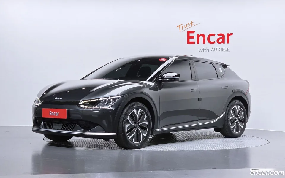 Kia EV6 2022 — фото 1, купить с доставкой в Москву