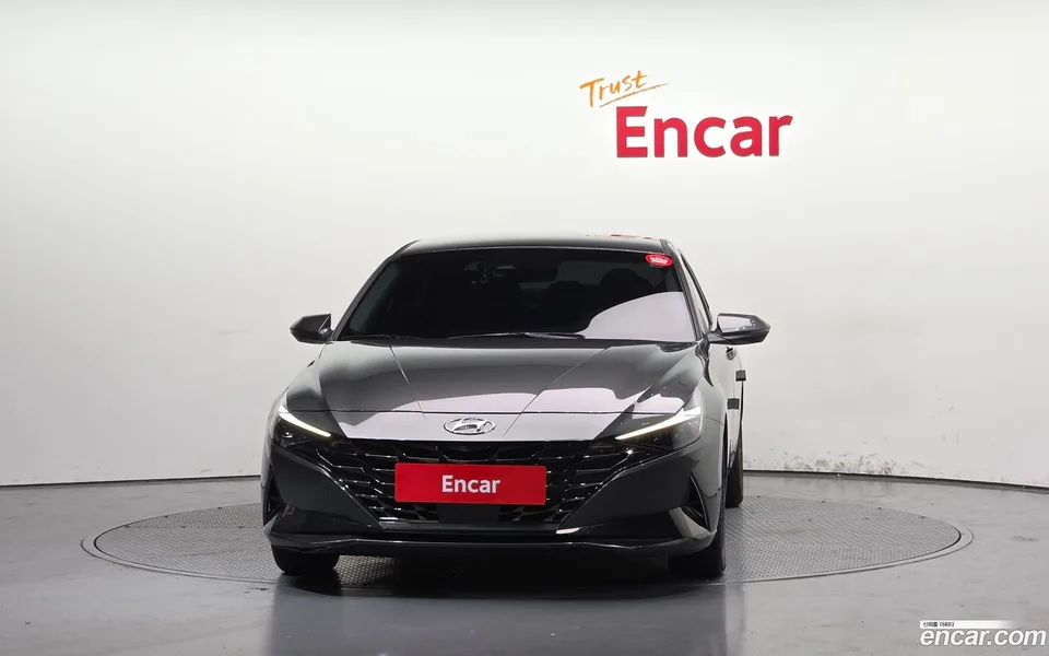 Hyundai Avante Hybrid 2022 — миниатюра 3