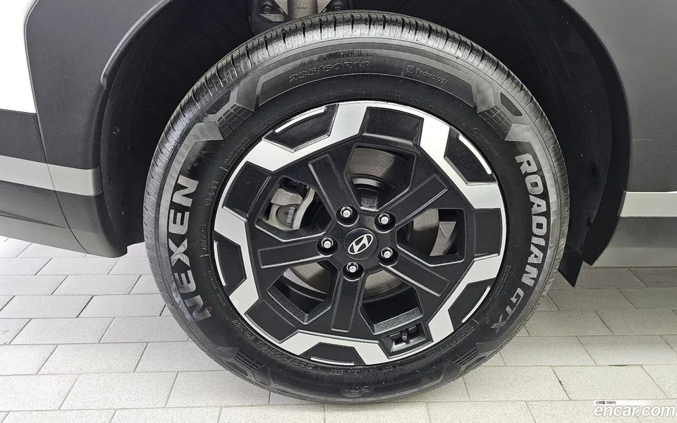 Hyundai SantaFe 2.5T 2WD 2024 — миниатюра 2