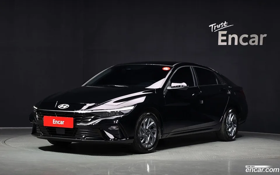 Hyundai Avante CN7 1.6 2025 — фото 1, купить с доставкой в Москву