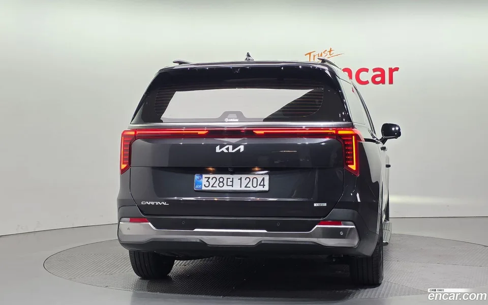 Kia Carnival HEV 7 2025 — миниатюра 4