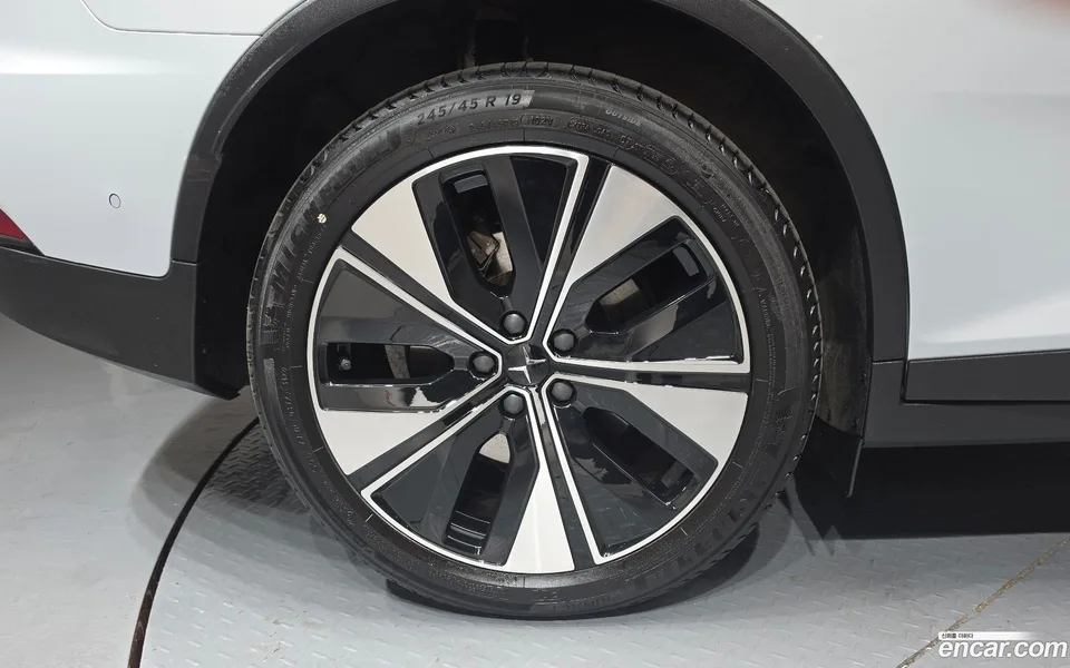 Polestar Polestar 2 2022 — миниатюра 2