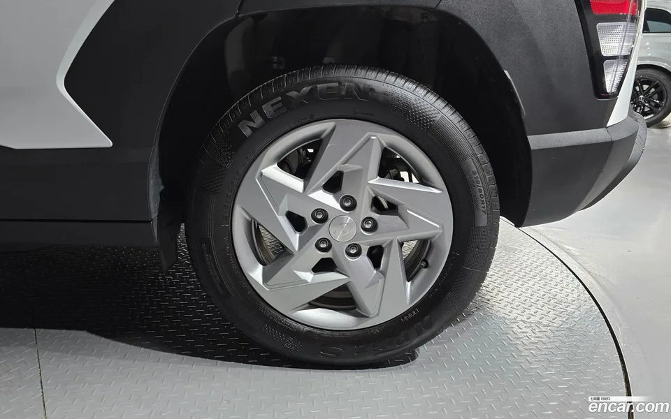 Hyundai Kona 1.6 2WD 2025 — миниатюра 5