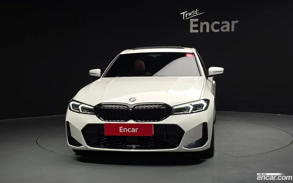 BMW 3 Series 320i M 2023 — миниатюра 3