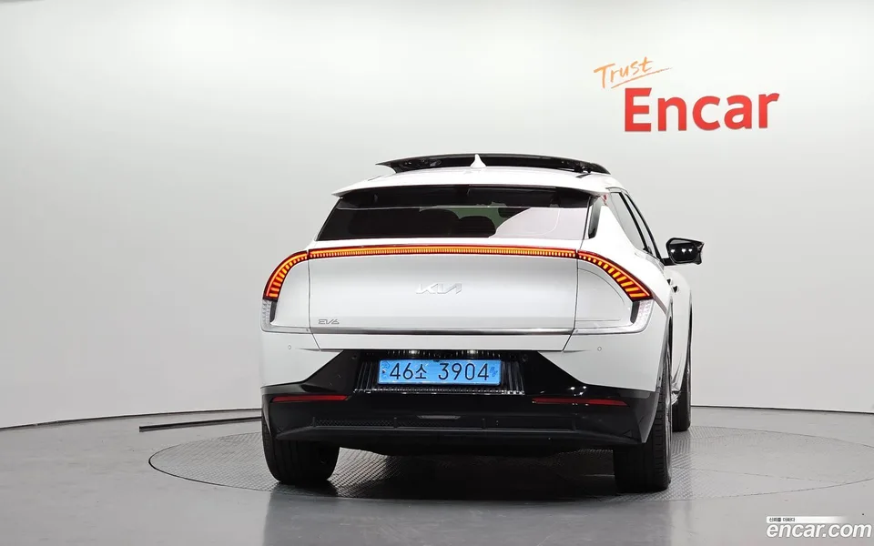 Kia EV6 2022 — миниатюра 4