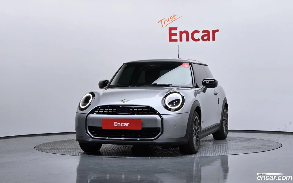MINI Cooper C 2025 — миниатюра 3