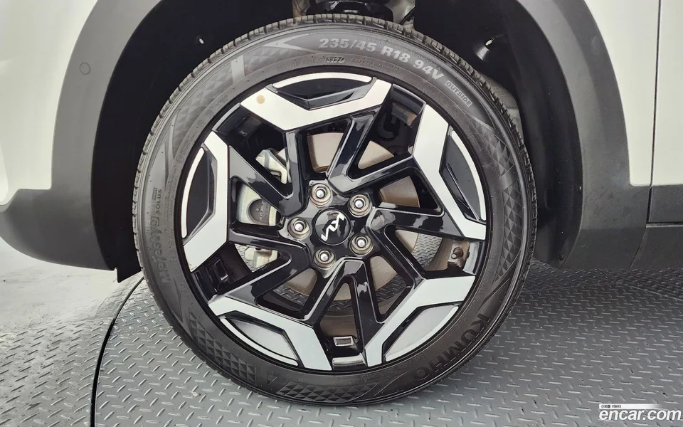 Kia Seltos 1.6 2WD 2024 — миниатюра 2
