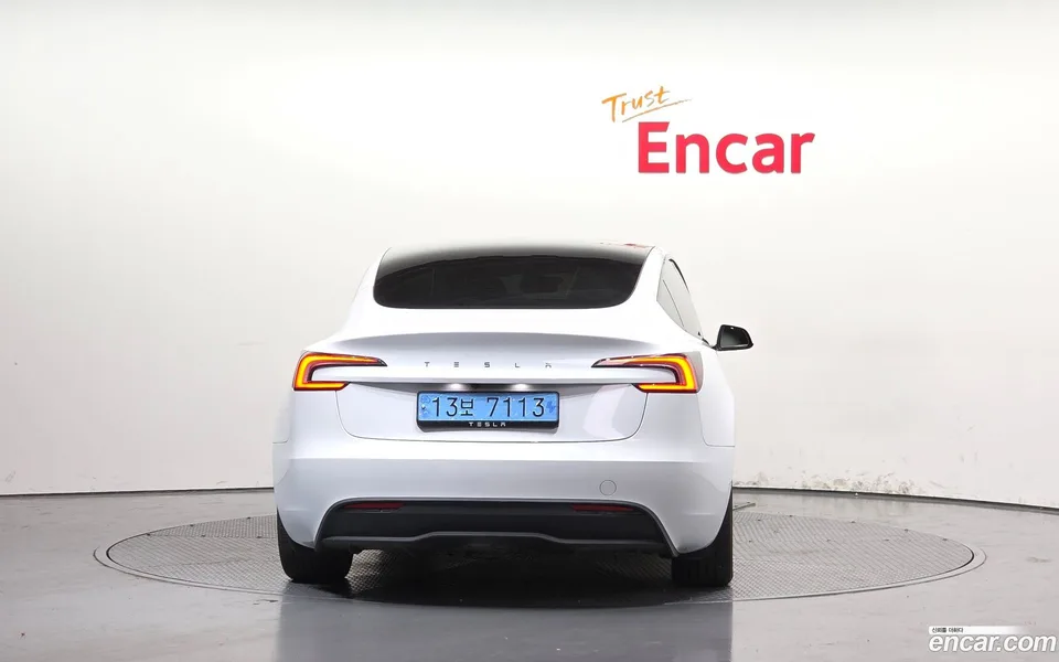 Tesla Model 3 RWD 2024 — миниатюра 4
