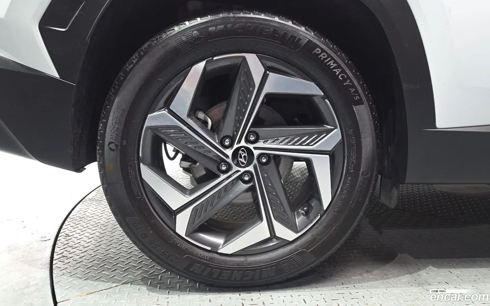 Hyundai Tucson 1.6 2WD 2023 — миниатюра 2
