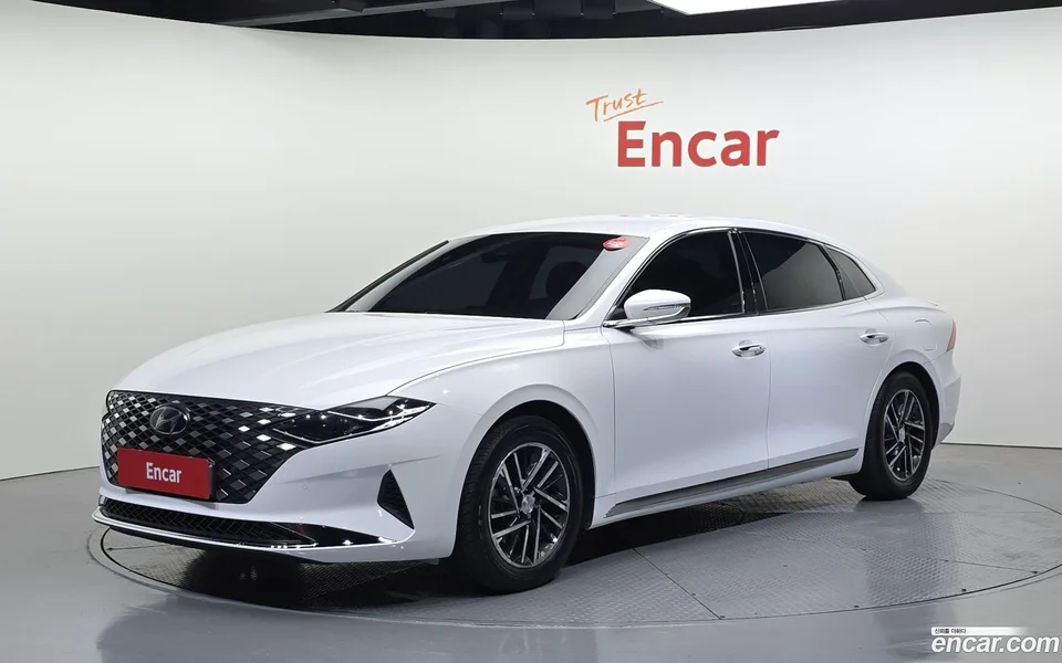 Hyundai Grandeur IG 3.0 LPi () 2022 — фото 1, купить с доставкой в Москву