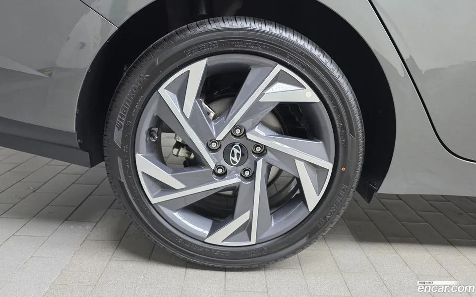 Hyundai Avante CN7 1.6 2024 — миниатюра 5