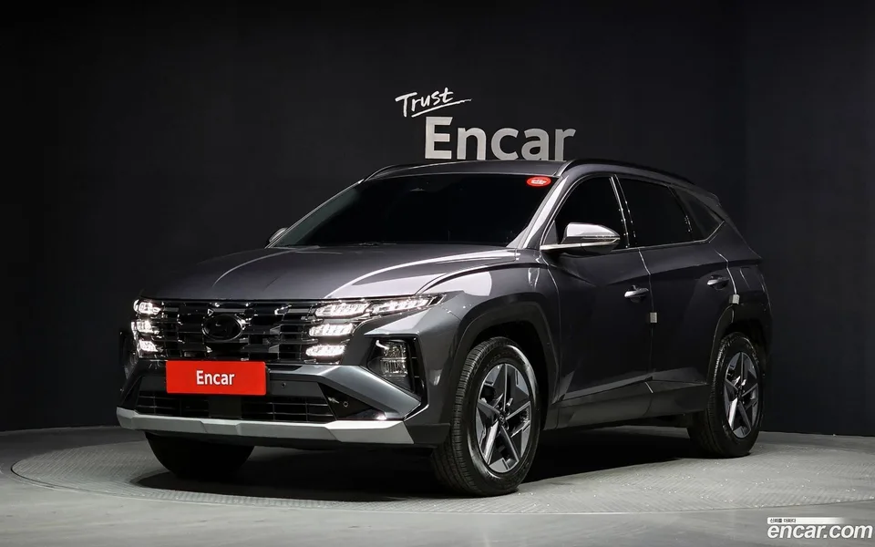 Hyundai Tucson Hybrid NX4 HEV 1.6 2WD 2024 — фото 1, купить с доставкой в Москву
