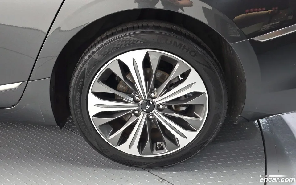 Kia K8 Hybrid 2022 — миниатюра 2