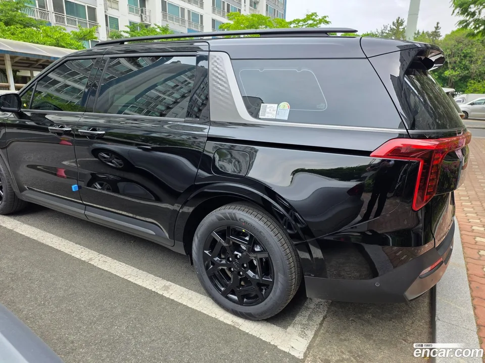 Kia Carnival HEV 9 X Line 2026 — миниатюра 4