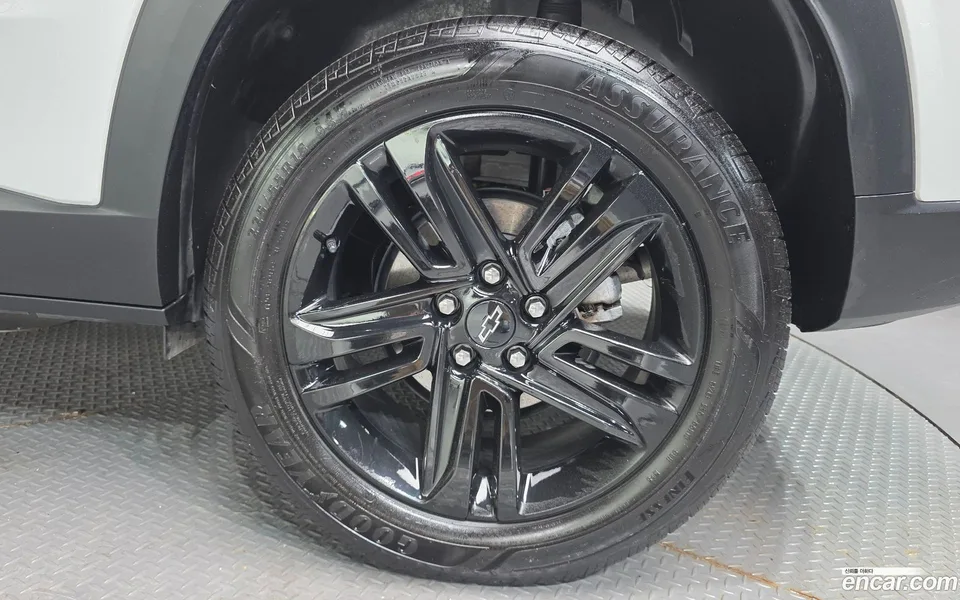 Chevrolet Trax Crossover 1.2 ACTIV 2023 — миниатюра 5