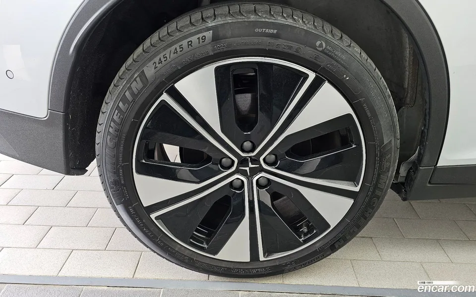 Polestar Polestar 2 2022 — миниатюра 2