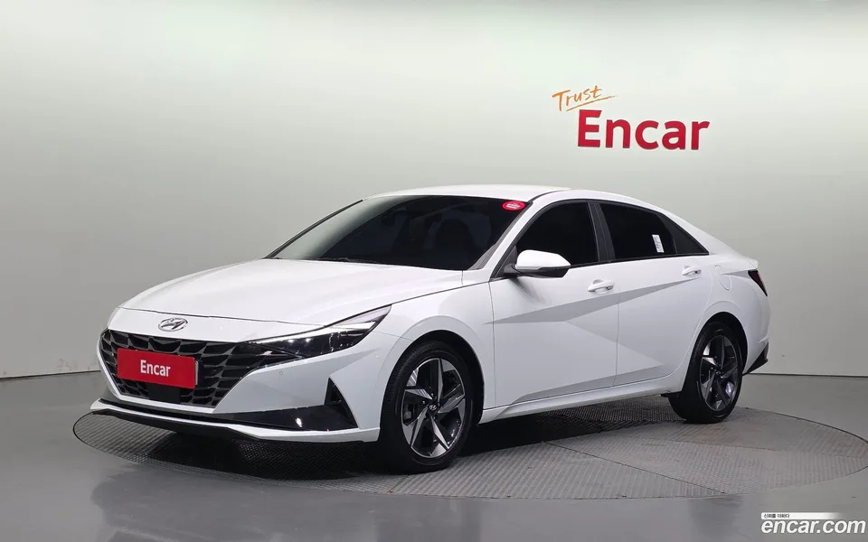 Hyundai Avante 1.6 2023 — фото 1, купить с доставкой в Москву
