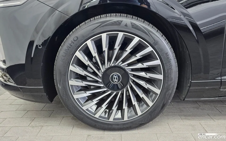 Hyundai Grandeur Hybrid 2023 — миниатюра 2