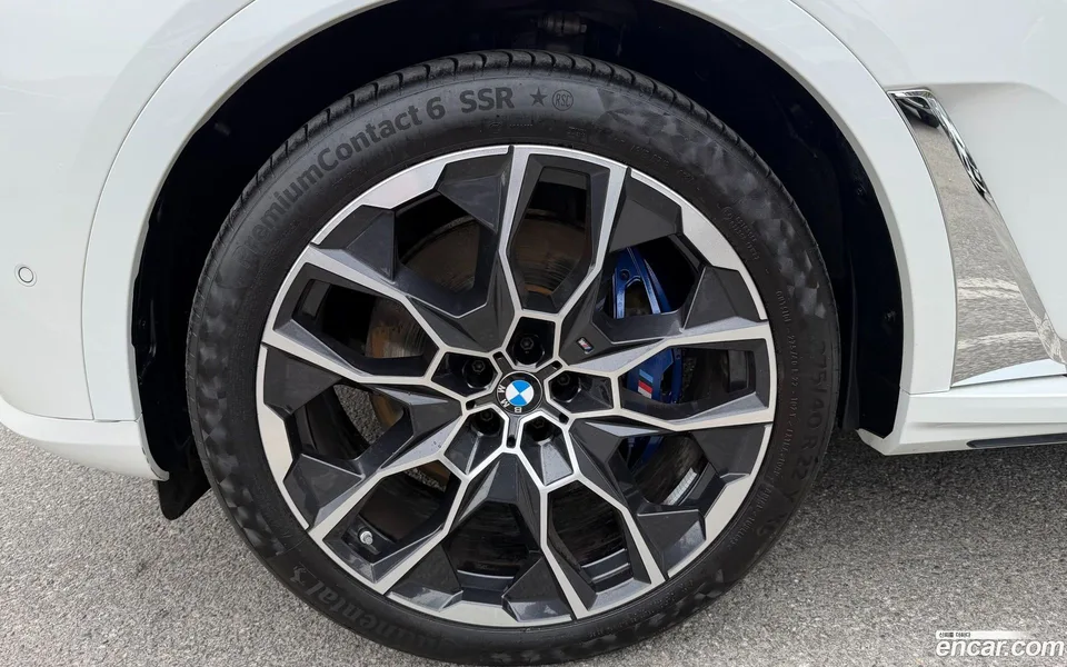 BMW X7 xDrive 40i M 6 2024 — миниатюра 2