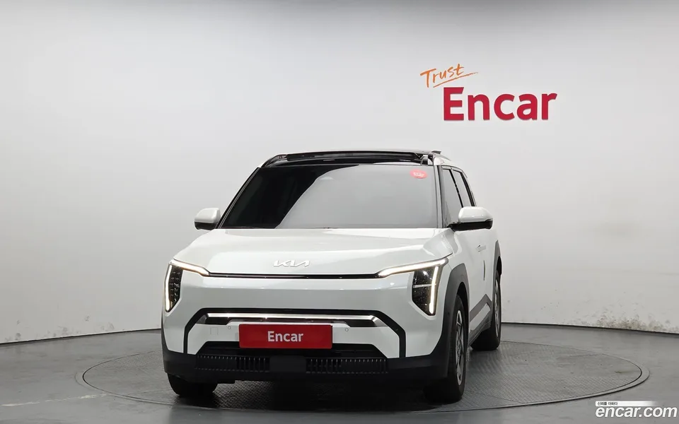 Kia EV3 2WD 2024 — миниатюра 3