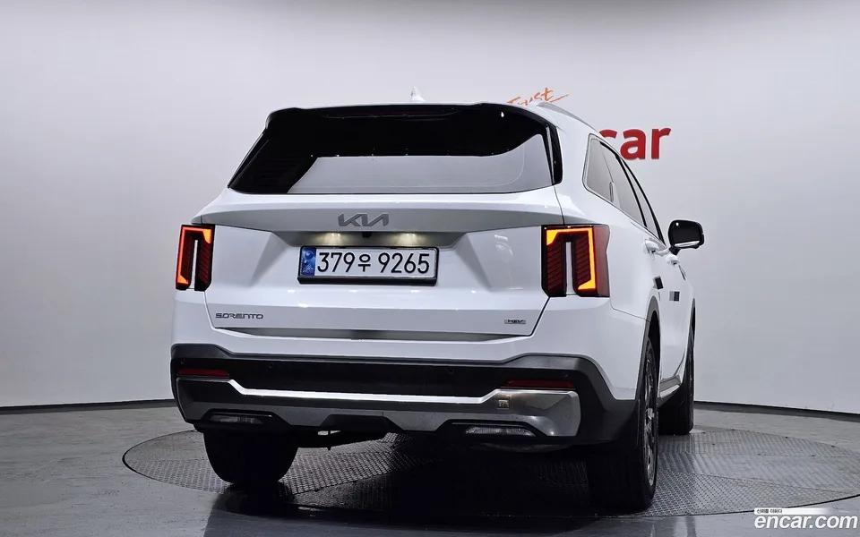 Kia Sorento HEV 1.6 2WD 2023 — миниатюра 4