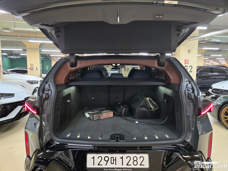 BMW XM 4.4 2025 — миниатюра 2