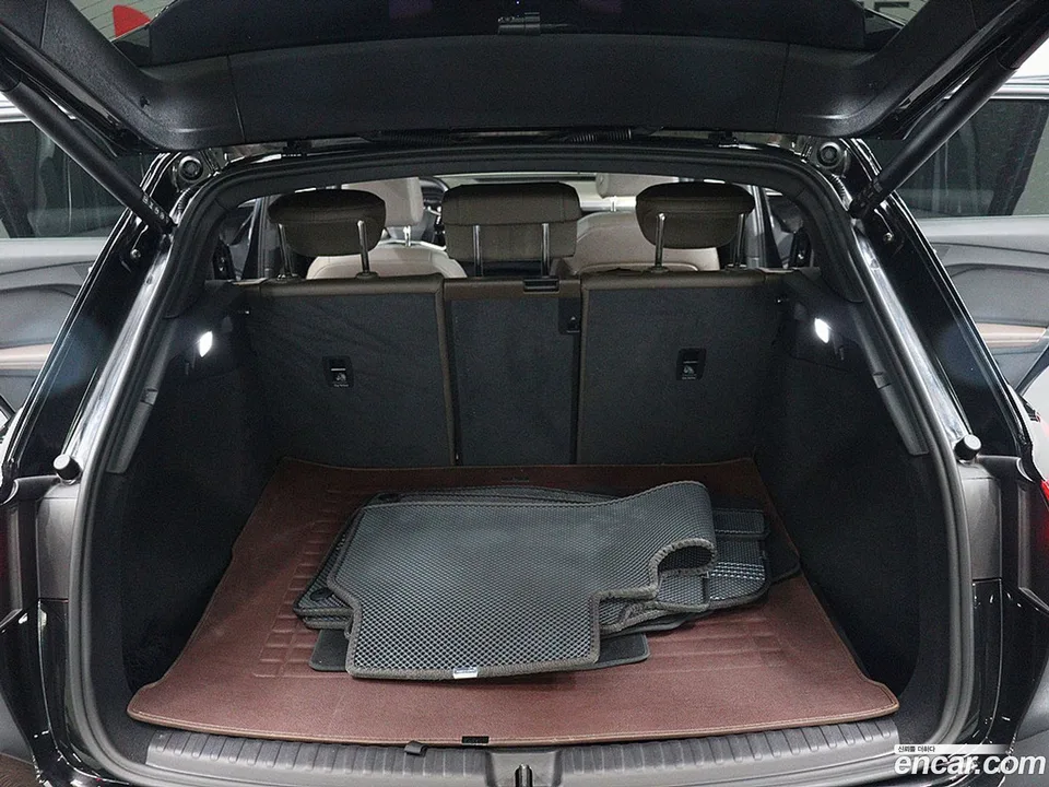 Audi Q4 e-tron 40 2023 — миниатюра 2