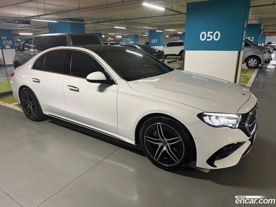 Mercedes-Benz E-Class E200 AMG Line 2025 — миниатюра 2