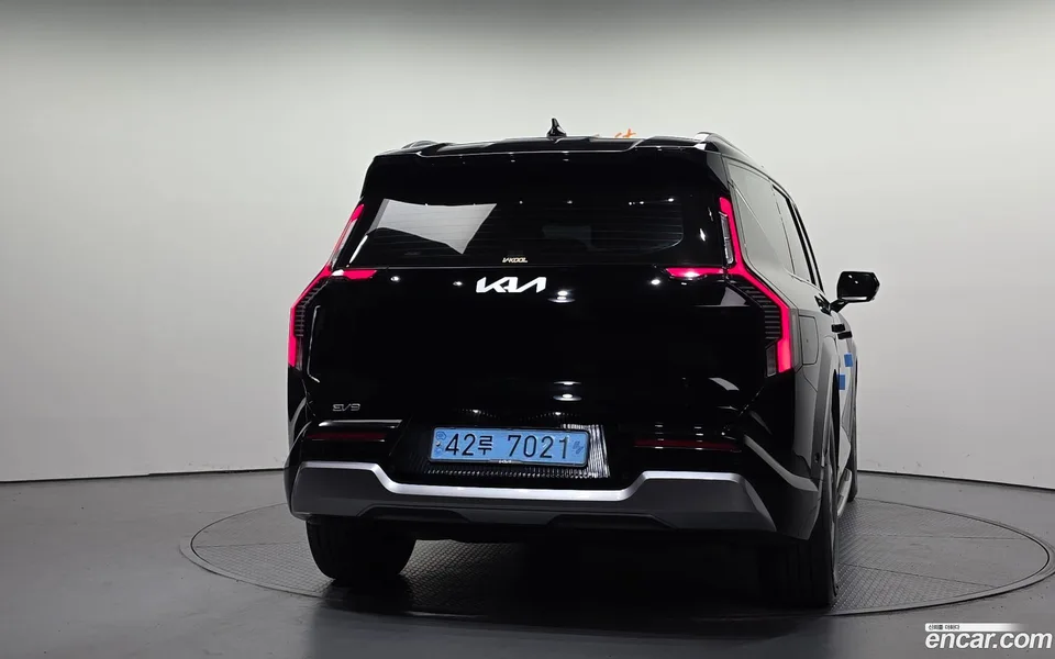 Kia EV9 4WD 2023 — миниатюра 4
