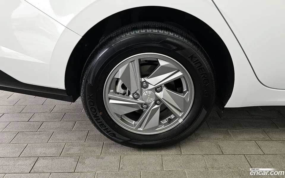 Hyundai Avante CN7 1.6 2025 — миниатюра 2