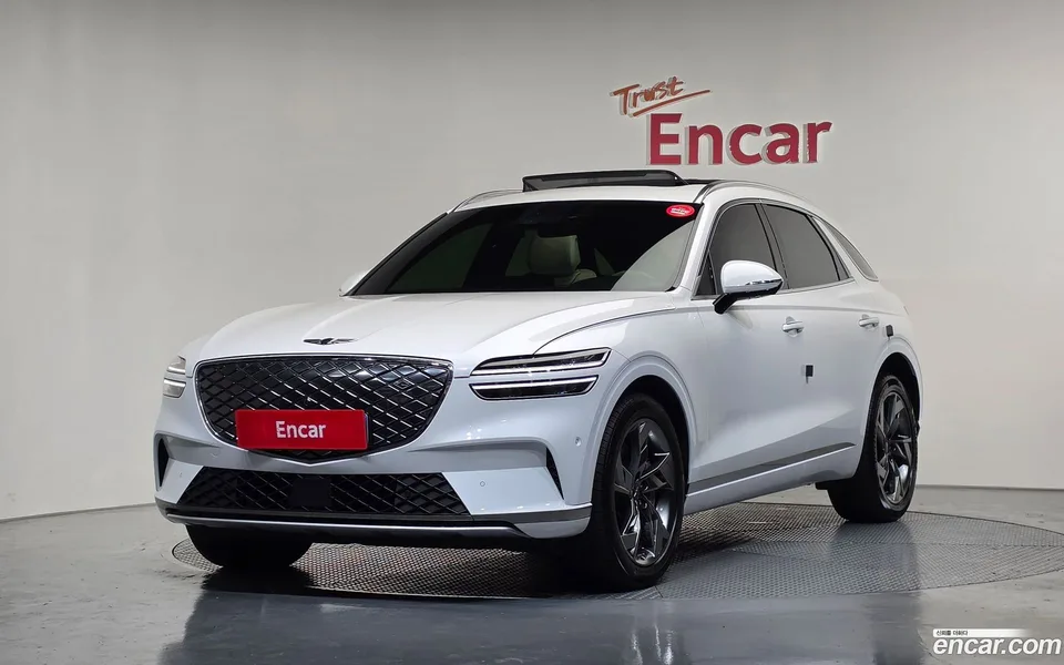 Genesis Electrified GV70 e-AWD 2022 — фото 1, купить с доставкой в Москву