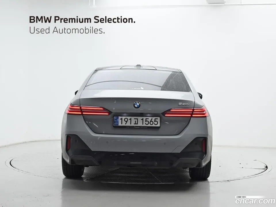BMW 5 Series 520i M 2025 — миниатюра 4