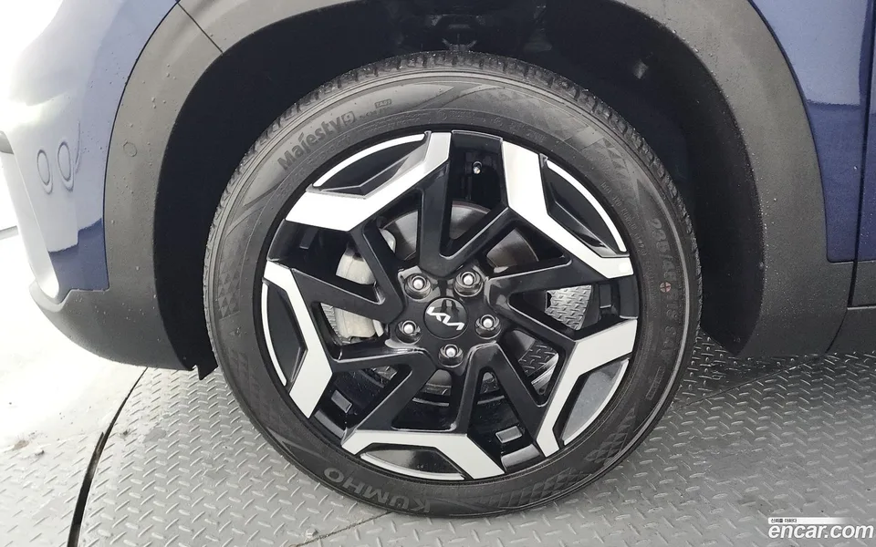 Kia Seltos 2.0 2WD 2023 — миниатюра 2