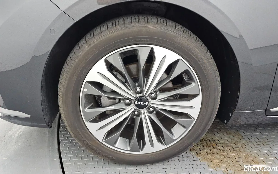 Kia K8 Hybrid 2023 — миниатюра 2