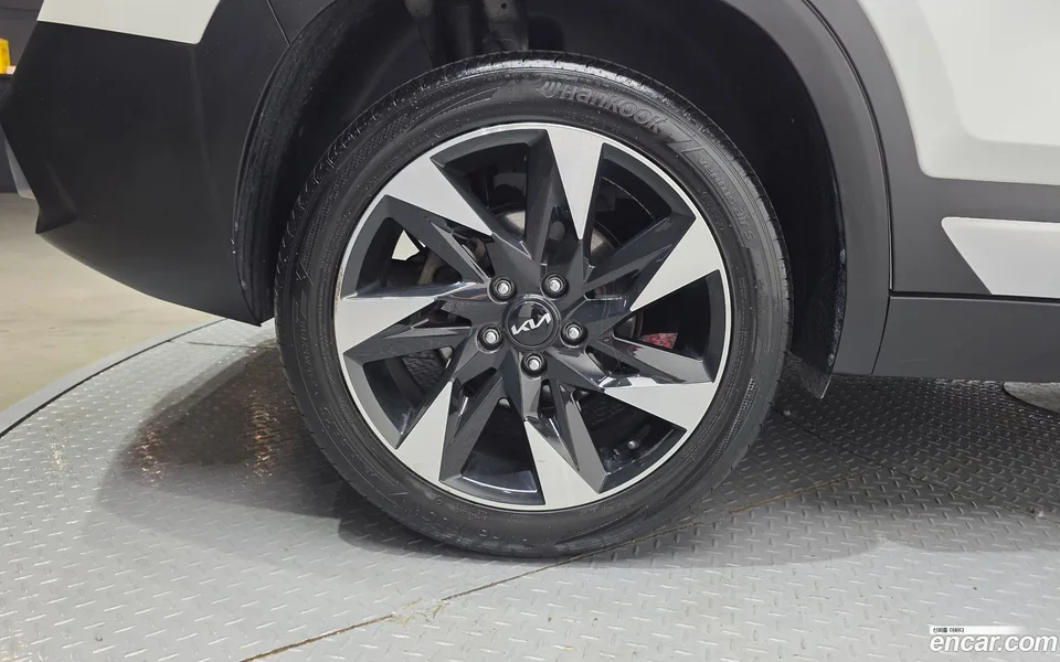 Kia Seltos 1.6 2WD 2022 — миниатюра 2