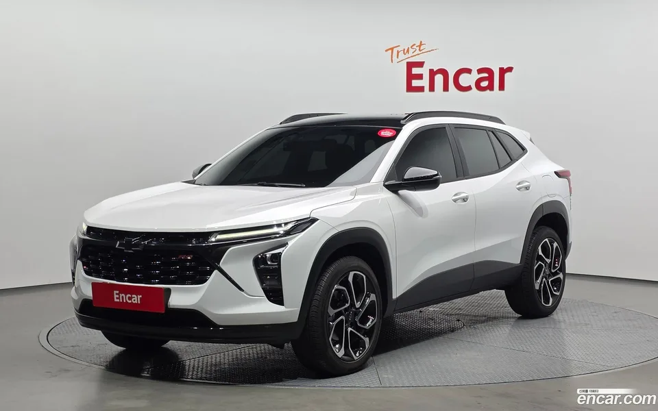 Chevrolet Trax Crossover 1.2 RS 2023 — фото 1, купить с доставкой в Москву