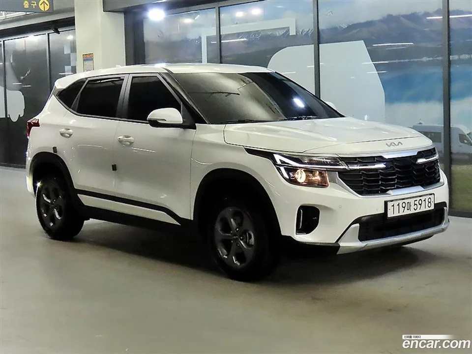 Kia Seltos 1.6 2WD 2025 — фото 1, купить с доставкой в Москву