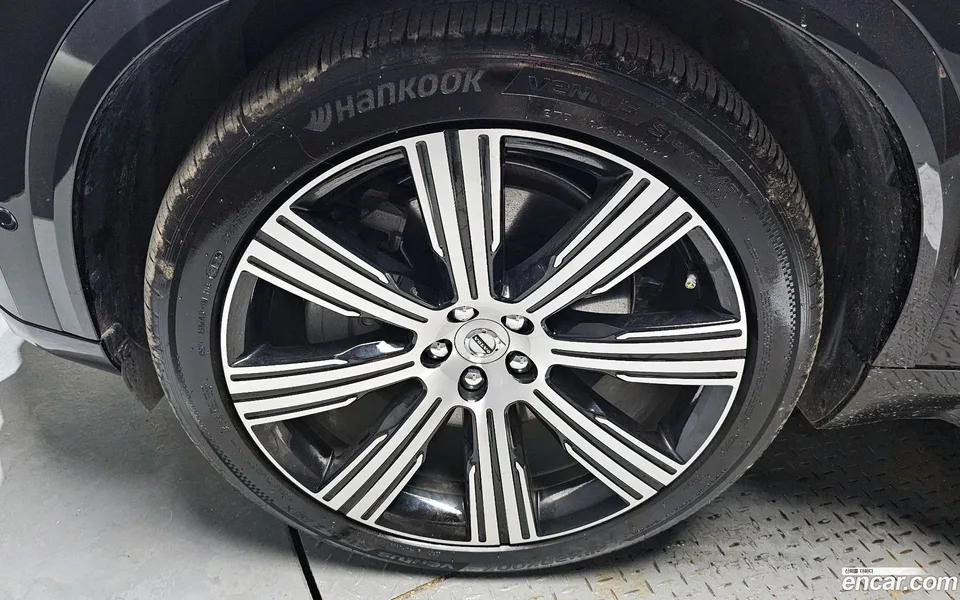 Volvo XC90 T8 2023 — миниатюра 2