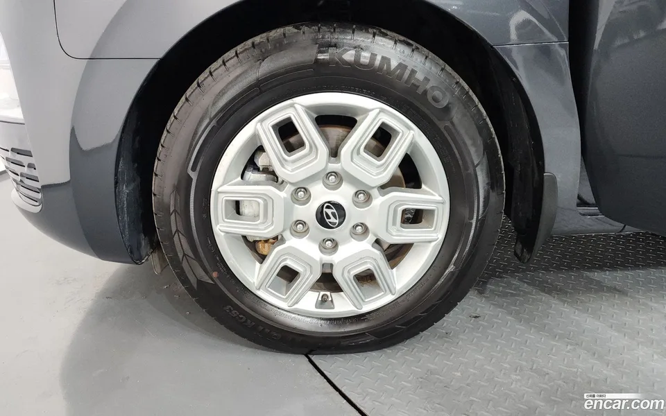 Hyundai Staria 5 2024 — миниатюра 2