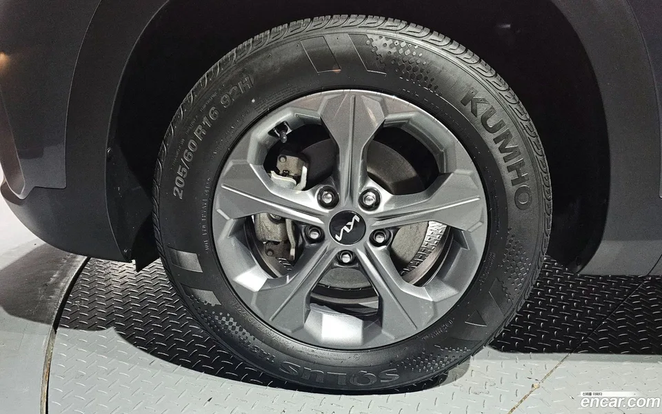 Kia Seltos 2.0 2WD 2022 — миниатюра 2