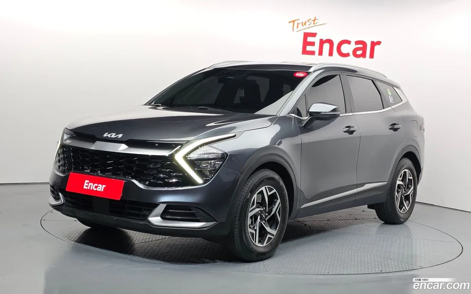 Kia Sportage 1.6 2WD 2022 — фото 1, купить с доставкой в Москву