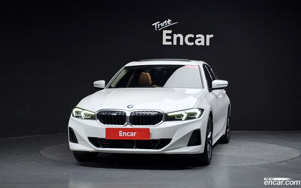 BMW 3 Series 320i 2023 — миниатюра 3