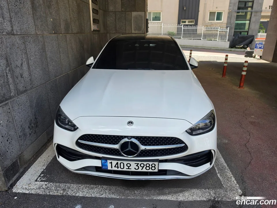 Mercedes-Benz C-Class C300 AMG Line 2022 — фото 1, купить с доставкой в Москву