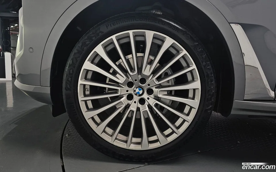 BMW X7 xDrive 40d 7 2024 — миниатюра 4