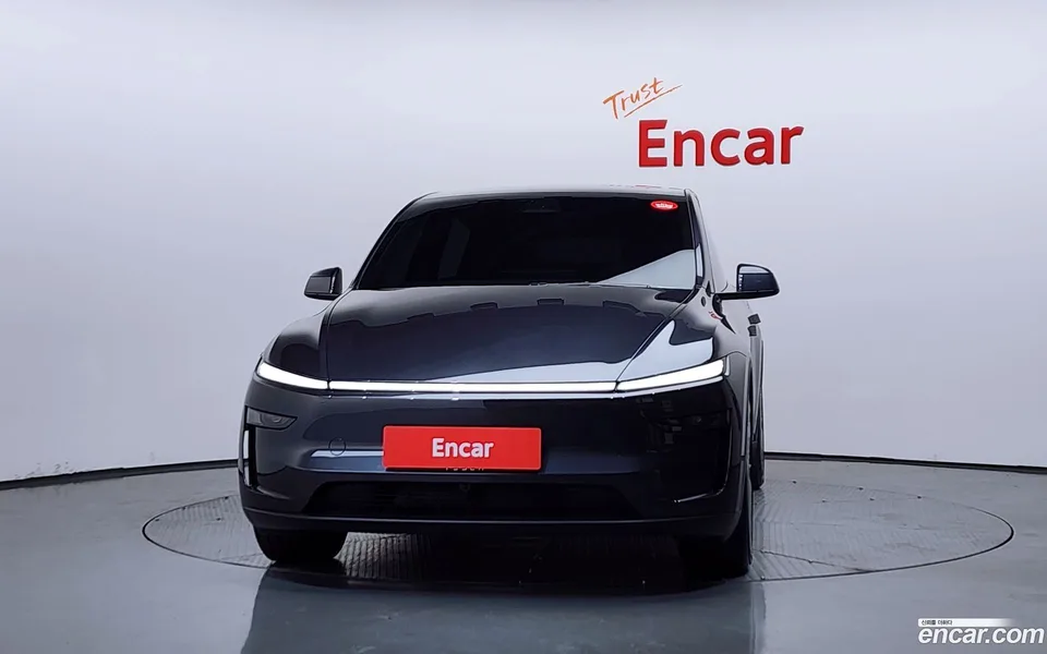 Tesla Model Y RWD 2025 — миниатюра 3