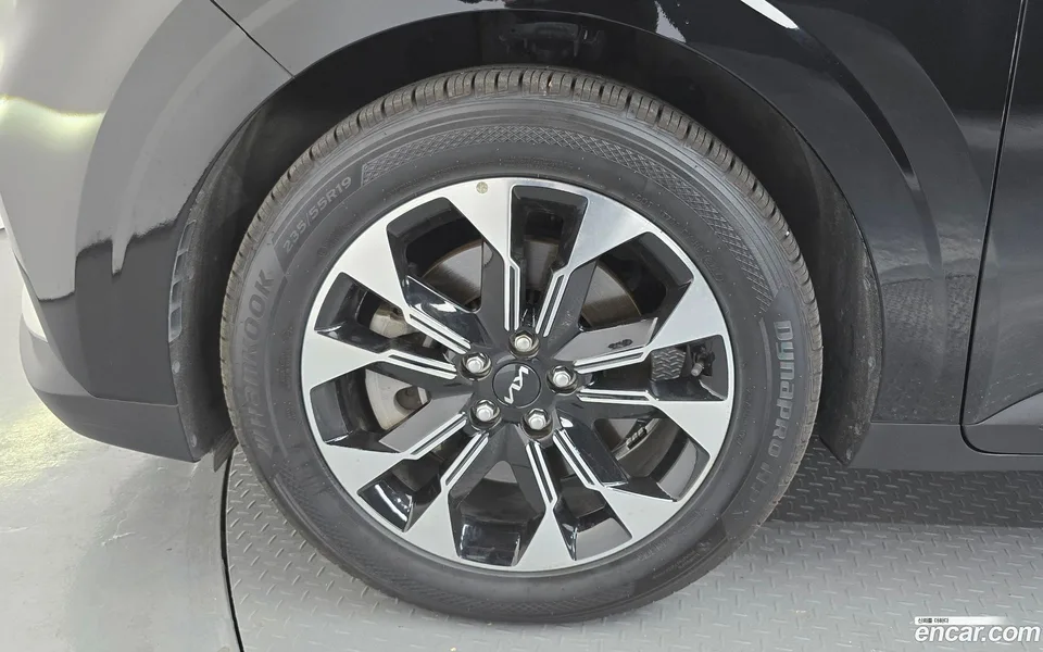 Kia Carnival 9 2023 — миниатюра 5