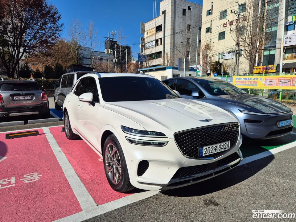Genesis GV70 2.5T AWD 2023 — миниатюра 4